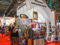 Dekranasda Humbahas Pameran Inacraft di JCC Senayan