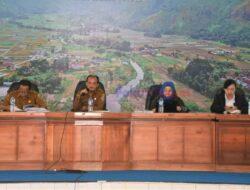Pemkab Humbahas Bersama BPJS Kesehatan Sosialisasi e-dabu dan Program Rehab (Rencana Pembayaran Bertahap) kepada Perangkat Desa