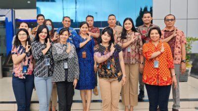 BRI BO Tarutung Ikut Berpartisipasi Pada Hari Batik Nasional