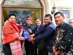 Hari Pertama Setelah Cuti, Bupati Samosir Resmikan Kantor DPP PPRNB