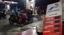 Diduga Langgar UU Migas, SPBU 14.264.581 Banda Gadang Tiku Tanjung Mutiara Terus Jual BBM Bersubsidi Dalam Jerigen 