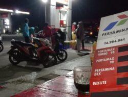 Diduga Langgar UU Migas, SPBU 14.264.581 Banda Gadang Tiku Tanjung Mutiara Terus Jual BBM Bersubsidi Dalam Jerigen