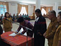 Pj Bupati Taput Lantik Pj Sekda Yang Baru David Sipahutar, Gantikan Indra Simaremare
