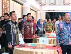 Bupati Humbahas Dr Oloan P Nababan Tandatangani Komitmen Dukungan Pemenuhan UHC di Provinsi Sumatera Utara