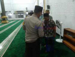 Dekat dengan Warga, Polsek Ukui Adakan Kultum Kamtibmas Usai Sholat Subuh