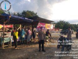 Polsek Langgam Lakukan Pengamanan Pasar Tumpah Selama Ramadhan di Desa Segati