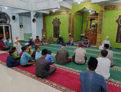 Jaga Kamtibmas, Polsek Pangkalan Kerinci Gelar Shalat Subuh dan Tausiah Ramadhan