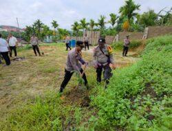 Dukung Environmental Ethic, Polsek Pangkalan Kerinci Lakukan Penanaman Pohon Bersama Kampung Kopi