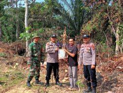 Cegah Karhutla, Polsek Pangkalan Lesung Bersama TNI Laksanakan Patroli dan Edukasi Warga
