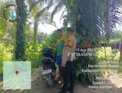 Dukung Program Asta Cita Presiden RI, Bhabinkamtibmas Bunut Sambangi Kebun Bergizi Mandiri di Desa Petani