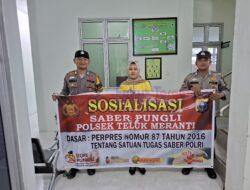 Polisi Gelar Patroli dan Sosialisasi Saber Pungli di Pasar Teluk Binjai, Pelalawan