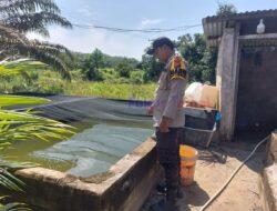 Bhabinkamtibmas Desa Merbau dan Desa Keriung Sambangi Pekarangan Bergizi Mandiri, Dukung Program Asta Cita Presiden RI