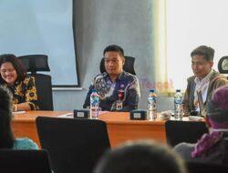 Bupati Humbahas Tutup Pelatihan Podcast