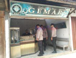 Polsek Kerumutan Patroli ke Toko Emas, Imbau Warga Waspada dan Perkuat Keamanan