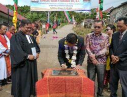 Bupati Humbahas Menghadiri Pesta Panen Raya dan Peresmian Nama Jalan di Kecamatan Parlilitan