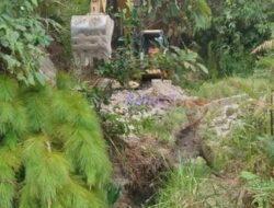 BPBD Humbahas Perbaiki Irigasi di Lintongnihuta