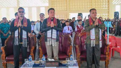 Bupati Humbang Hasundutan Hadiri Pentas Seni Siswa UPT SMP Negeri 001 Doloksanggul