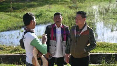 Bupati Humbang Hasundutan Tinjau Pembangunan KDMP di Lintongnihuta dan Paranginan