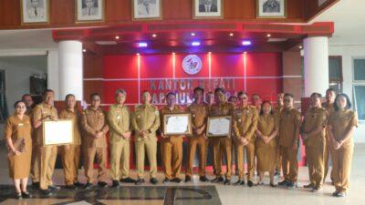 ‎Komitmen Perkuat Tata Kelola Hukum, Tapanuli Utara Terima 3 Penghargaan dari Kanwil Kemenkum Sumut