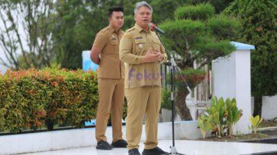 ‎Pimpin Apel Gabungan, Wakil Bupati Tapanuli Utara Ingatkan Disiplin dan Perencanaan Pembangunan Berkualitas