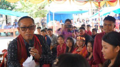 ‎Bupati Taput Ajak Siswa SMAN 1 Pagaran Berpikir Futuristik dan Kuasai Pertanian Modern