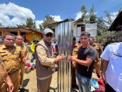 ‎Pastikan Pemulihan Cepat, Bupati Taput Kunjungi Warga Terdampak Angin Puting Beliung di Dua Desa