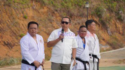 ‎Bupati JTP Hutabarat Resmikan Ujian Kenaikan Sabuk Kyu Wadokai, Diikuti 300 Karateka