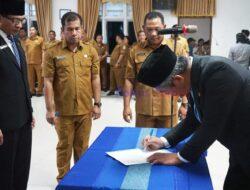 ‎Pemkab Tapanuli Utara Lantik 17 Pejabat Administrator Dilantik Perkuat Kinerja Perangkat Daerah.