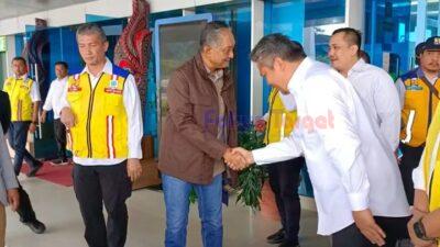 Wabup Taput Minta Menteri PU Benahi Jalan Silangit-Tarutung